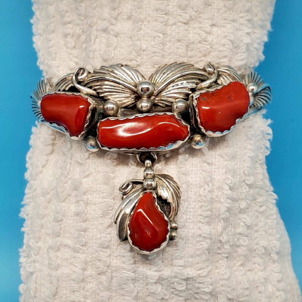 Impeccable 1970s Dinè (Navajo) sterling silver and coral cuff by Julia Martinez